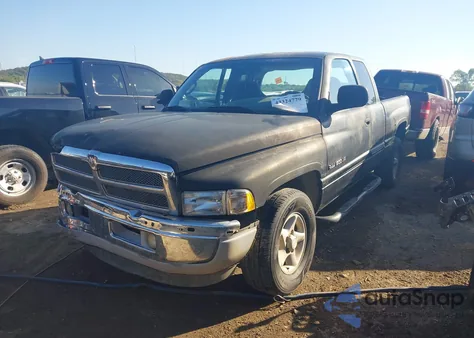 2001 Dodge Ram 1500 St z USA, uszkodzony, nr VIN 3B7HC13Z81M293851
